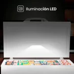 Iluminación LED interna del congelador Hisense BD199.