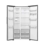 Interior del Nevecon HISENSE BCD-558W, diseño Side By Side con cajones amplios.